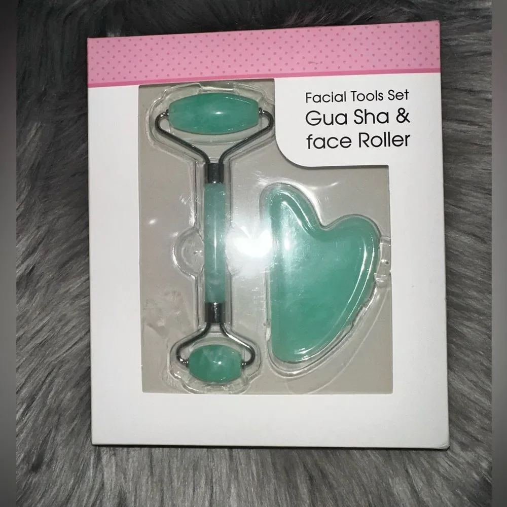 Green Gua Sha and Face Roller Set